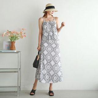 Paisley Set: Sleeveless Top + Long Skirt