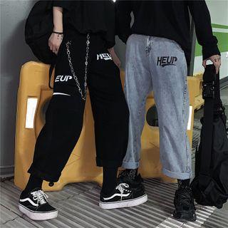 Lettering Straight-cut Cargo Jeans