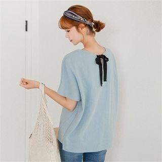 Round-neck Tie-back T-shirt