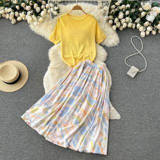 Set: Elbow-sleeve Top + Print Midi A-line Skirt