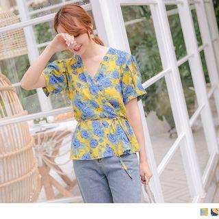 Wrapped Neck Tie-waist Rose-print Short-sleeve Top