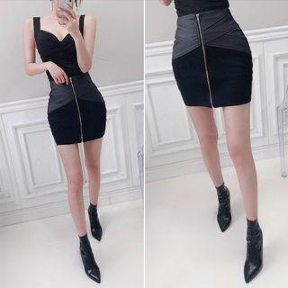 Zip-front Mini Skirt Black - One Size