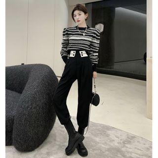 Round-neck Striped Oversize Sweater / High-waist Straight-cut Pants