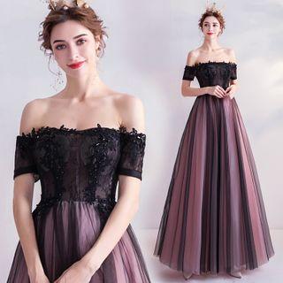 Short-sleeve Off-shoulder Mesh A-line Gown