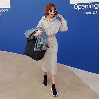 Dolman-sleeve Slim-fit Long Hoodie Dress
