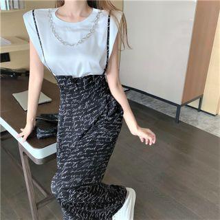 Suspender Lettering Wide-leg Pants / Plain T-shirt