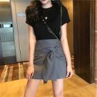 Set: Short-sleeve T-shirt + Crinkled Mini A-line Skirt