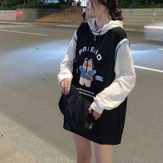 Mock Two-piece Bear Print Hoodie / Long-sleeve T-shirt