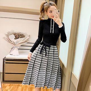 Checked Panel Long-sleeve Midi A-line Knit Dress
