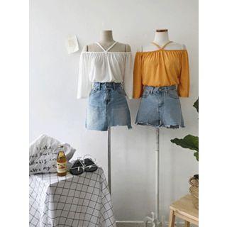 Halter-neck Off-shoulder Top