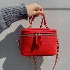 Zipped Box Crossbody Bag With Chain Strap