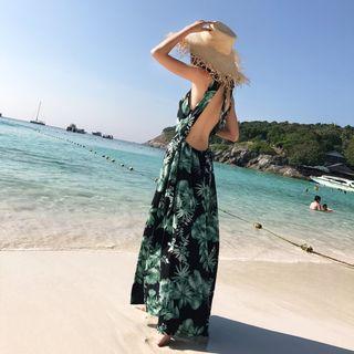 Sleeveless Leaf Print Maxi Dress