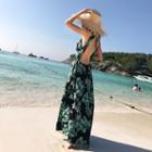 Sleeveless Leaf Print Maxi Dress