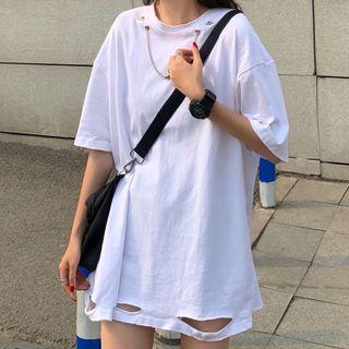 Short-sleeve Chained Distressed T-shirt