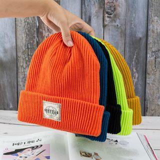 Label Tag Knit Beanie