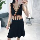 Contrast Trim V-neck Sleeveless A-line Knit Dress