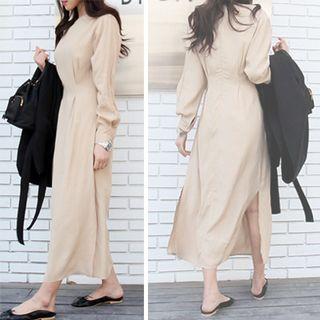 Round-neck Pin-tuck Maxi Dress