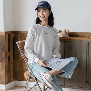 Contrast Stitching Sweatshirt / Straight-leg Jeans / Set