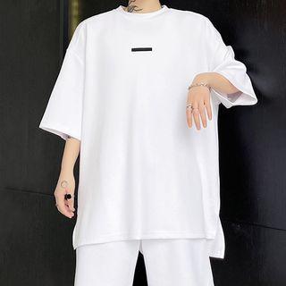 Applique Round Neck Short Sleeve Top