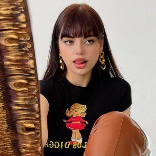 Letter Illustrated Cropped T-shirt