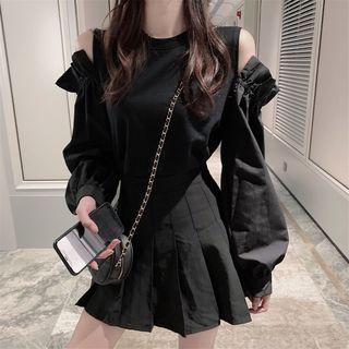 Cold Shoulder Lantern-sleeve Top
