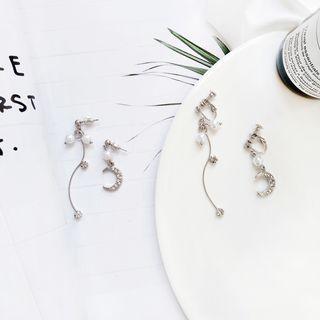 Moon Non-matching Earring