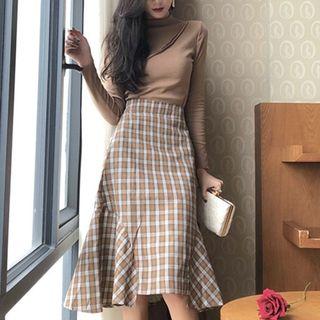Long-sleeve Mock Neck Top / Plaid Midi A-line Skirt