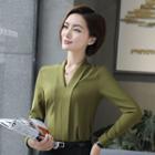Long-sleeve V-neck Blouse/pants