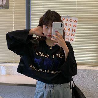 Sheep Embroidered Long-sleeve Cropped T-shirt