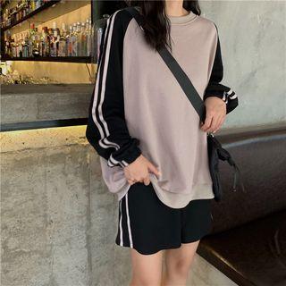 Contrast Trim Pullover / Sweatshorts