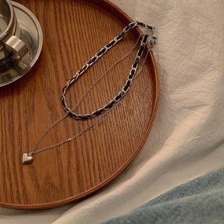 Set: Heart Pendant Necklace + Chain Necklace Set Of 2 - Black & Silver - One Size