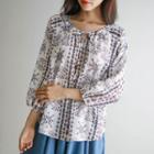 Tie-neck 3/4-sleeve Patterned Blouse