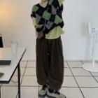 Argyle Sweater Vest / Short-sleeve Plain T-shirt / Cropped Harem Pants