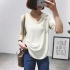 Elbow-sleeve V-neck Plain T-shirt