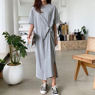 Short-sleeve Twisted Midi T-shirt Dress