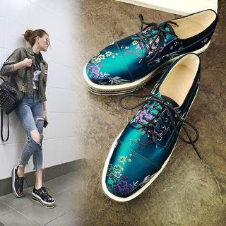 Flower Embroidered Platform Lace Up Shoes
