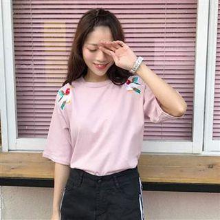 Short-sleeve Embroidery Top Pink - One Size