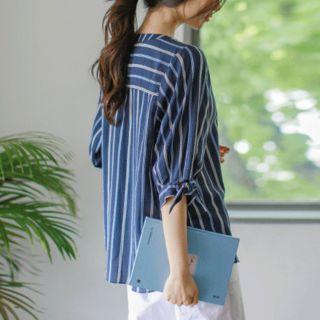 V-neck Tie-sleeve Stripe Blouse