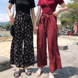 Set: Short-sleeve T-shirt + Patterned Wide-leg Pants
