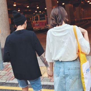 Embroidered Elbow-sleeve Couple Matching T-shirt