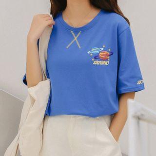 Elbow-sleeve Embroidered Planet T-shirt