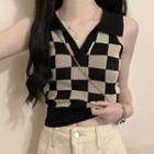 Sleeveless V-neck Check Knit Top