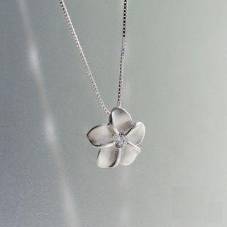 925 Sterling Silver Rhinestone Flower Pendant Necklace As Shown In Figure - One Size