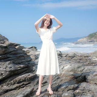 Ruffle Trim V-neck Short-sleeve Dress