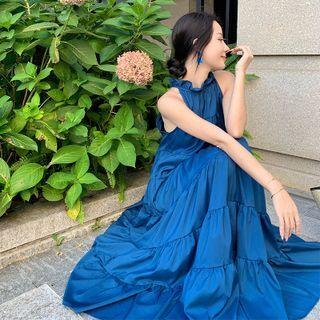 Sleeveless Frilled Loose-fit Halter Dress