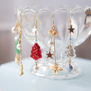 Faux Pearl Christmas Tree Dangle Earring