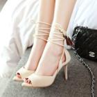Chunky Heel Tasseled Lace-up Sandals