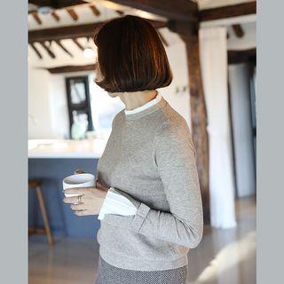 Crew-neck Pleated-trim Knit Top