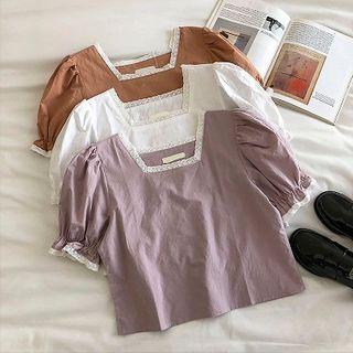 Plain Square-neck Lace-trim Puff-sleeve Blouse