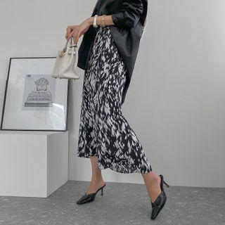 Band-waist Maxi Leopard Skirt
